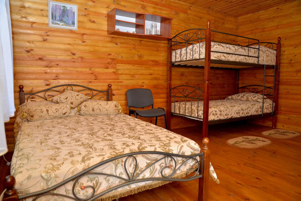 Slavutich Hotel Нова Каховка Стая снимка