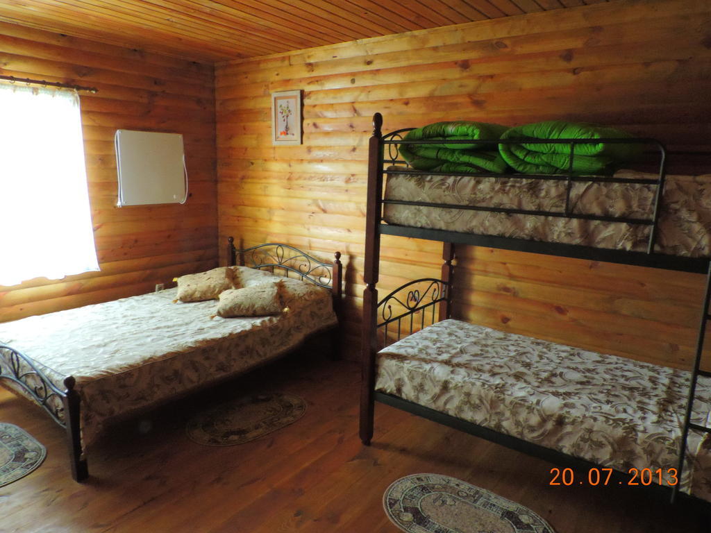 Slavutich Hotel Нова Каховка Стая снимка